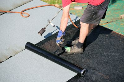 Edge Sealant Application